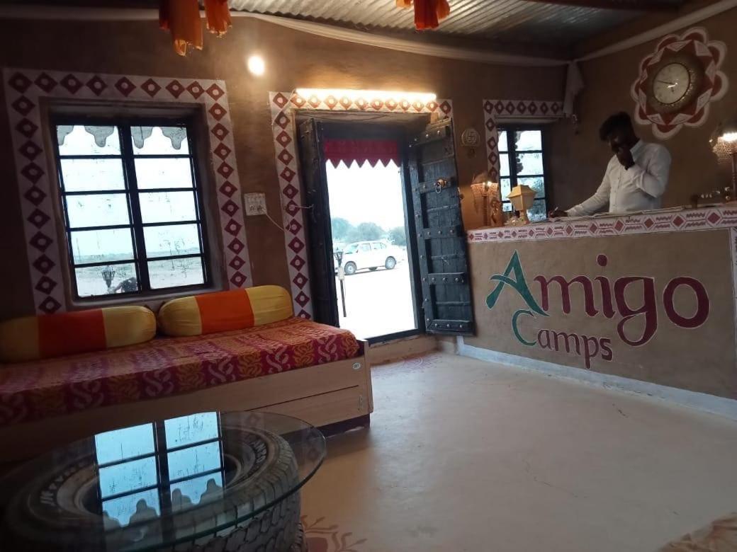 Hotel Collection O Amigo Camps Sām Exterior foto